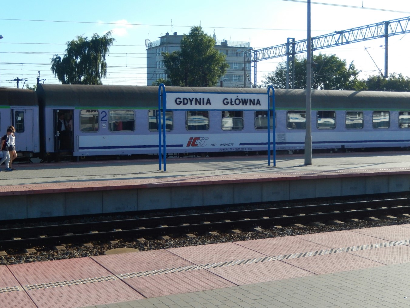 We took a local train from Wladyslawowo to Gydnia where we changed trains...
