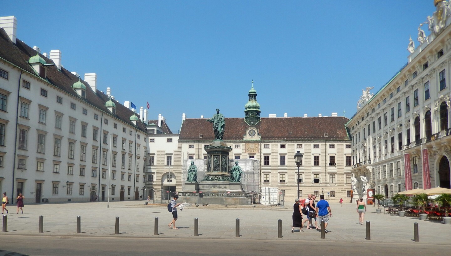 The Amalienburg, part of the Hofburg Palace complex, was erected as a free-standing building opposite the Schweizertrakt during the 16th century. It is named after Empress Wilhelmine Amalia.
