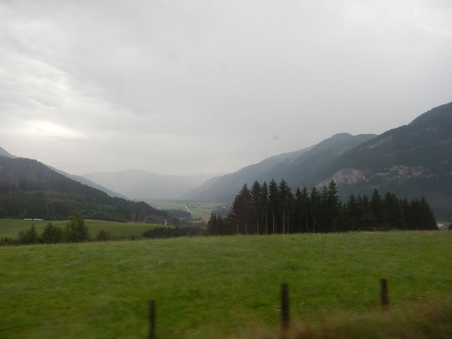 ... all "picture postcard".