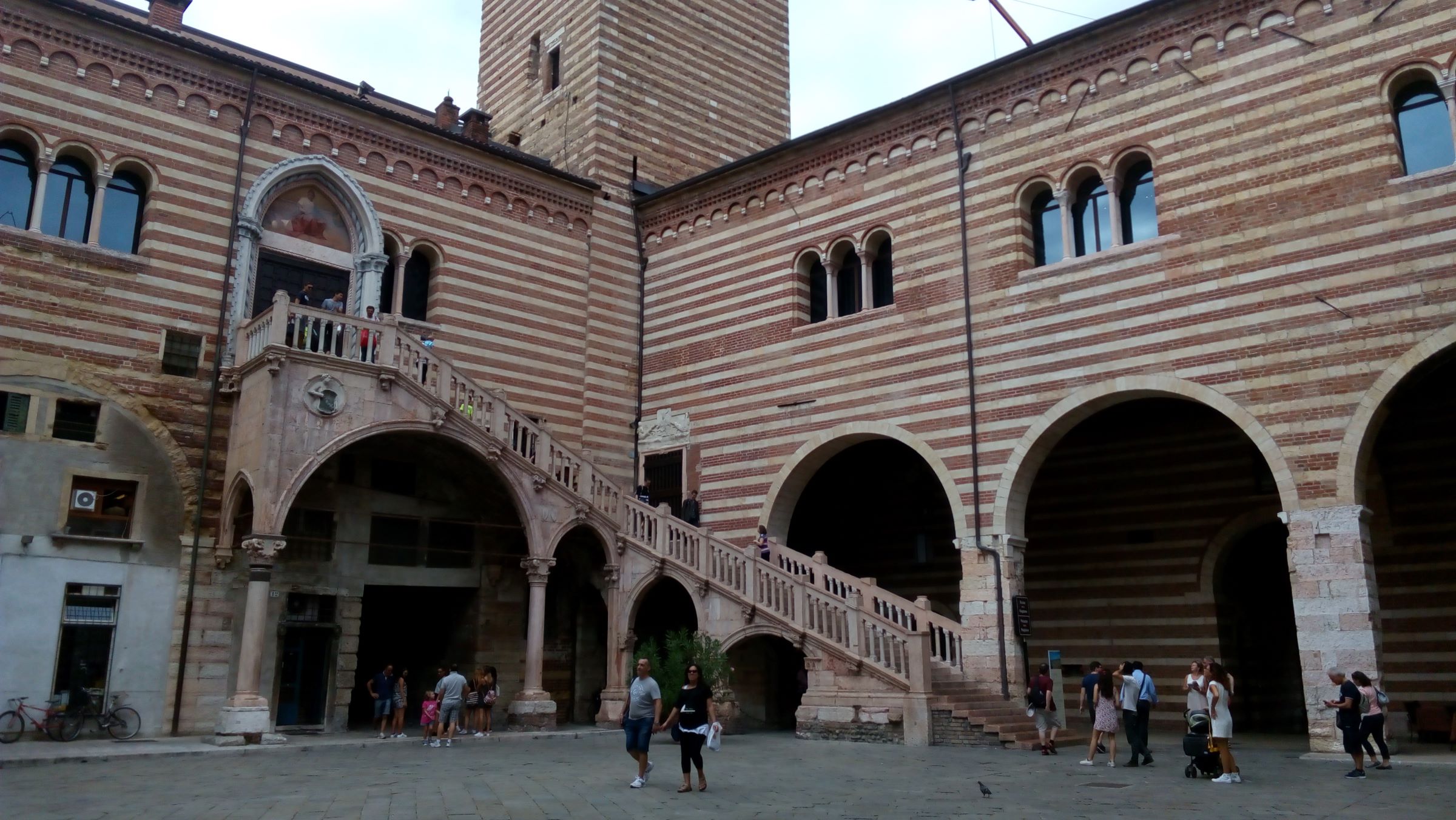 It is enriched further by the staircase Scala della Ragione, a late Gothic gem, built in pink Veronese marble.
